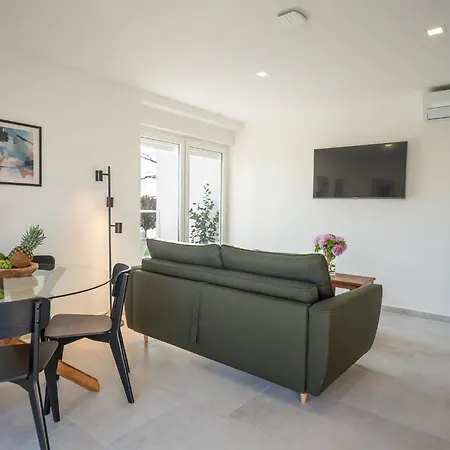 Lumanis Foro * Zadar