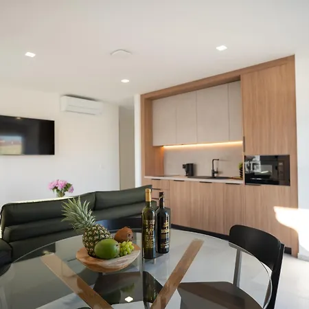 Lumanis Foro Apartament